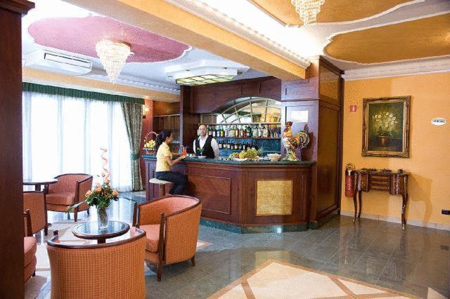 Agostiniana Hotel Santa Teresa Di Riva Bagian luar foto
