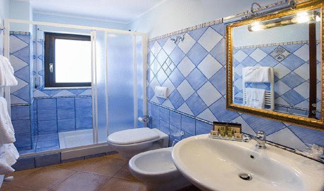 Agostiniana Hotel Santa Teresa Di Riva Bagian luar foto